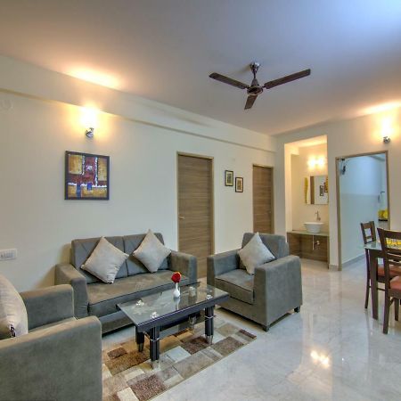 Sunshine Suites Grand Deluxe Bangalore Exterior foto